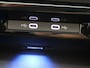 Volkswagen Golf 1.4 eHybrid | Panoramadak | Trekhaak | Achteruitrijcamera | Stoel- en stuurwielverwarming | Keyless | Adaptieve cruise control | Navigatie |