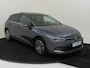Volkswagen Golf 1.4 eHybrid | Panoramadak | Trekhaak | Achteruitrijcamera | Stoel- en stuurwielverwarming | Keyless | Adaptieve cruise control | Navigatie |