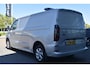Ford Transit Custom 300 2.0 TDCI L2H1 Limited | Oud Demo| Incl. Zwaailicht | Trekhaak | Climate Control | Adaptieve Cruise Control | Winterpakket | Achteruirijcamera | Houten Laadvloer | Lat-Om-Lat Betimmering | Apple Carplay/Android Auto |