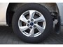 Ford Transit Custom 300 2.0 TDCI L2H1 Limited | Oud Demo| Incl. Zwaailicht | Trekhaak | Climate Control | Adaptieve Cruise Control | Winterpakket | Achteruirijcamera | Houten Laadvloer | Lat-Om-Lat Betimmering | Apple Carplay/Android Auto |