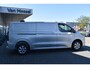Ford Transit Custom 300 2.0 TDCI L2H1 Limited | Oud Demo| Incl. Zwaailicht | Trekhaak | Climate Control | Adaptieve Cruise Control | Winterpakket | Achteruirijcamera | Houten Laadvloer | Lat-Om-Lat Betimmering | Apple Carplay/Android Auto |