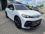 Volkswagen Tiguan 1.5 eHybrid R-Line Edition | Black Style | PHEV | Met o.a. Harman Kardon en elektrisch uitklapbare trekhaak!