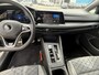 Volkswagen Golf 1.5 eTSI 150pk R-Line | LED | Adapt. Cruise | Apple Carplay | Sportstoelen | PDC V+A | Virtual Cockpit