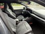 Volkswagen Golf 1.5 eTSI 150pk R-Line | LED | Adapt. Cruise | Apple Carplay | Sportstoelen | PDC V+A | Virtual Cockpit