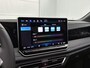 Volkswagen Tiguan 1.5 eHybrid R-Line Business 272 PK | SoH 97,94% | Automaat | Navigatie | Camera | Adaptive Cruise Control | Panoramadak | Climate Control | Stoelverwarming | Virtual Cockpit | LED | Lichtmetalen velgen | Privacy glass |