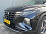 Hyundai Tucson 1.6 T-GDI 265pk PHEV Premium Sky 4WD | Leder | Carplay | Climate | Keyless | Navigatie | Elek. Klep | Full - Led | 360 Camera | KRELL Audio | Elek. Stoelen | 19" Lichtmetaal | Winterpakket | Stoelventilatie | Panoramadak | Dodehoek Detectie | Digitale Cockpit | Adapt. Cruisecontrol | Parkeer Assistent | 1e Eigenaar