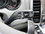 Porsche Cayenne 3.0 D DEALER ONDERHOUDEN! PANO/SCHUIFDAK! LUCHTVERING! LEER! STOELVERWARMING! ELEK TREKHAAK! FULLMAP NAVI! CRUISE! AIRCO!
