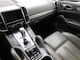 Porsche Cayenne 3.0 D DEALER ONDERHOUDEN! PANO/SCHUIFDAK! LUCHTVERING! LEER! STOELVERWARMING! ELEK TREKHAAK! FULLMAP NAVI! CRUISE! AIRCO!