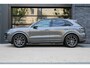 Porsche Cayenne 3.0 E-Hybrid | NAP | PANO | HUD | MEMORY | SPORTUITLAAT | BOSE | STUURVERW |