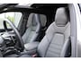 Porsche Cayenne 3.0 E-Hybrid | NAP | PANO | HUD | MEMORY | SPORTUITLAAT | BOSE | STUURVERW |