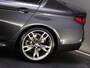 BMW 5-Serie 520i High Executive M-Sport (SFEERVERLICHTING, PANORAMADAK, HEAD-UP DISPLAY, STOELVERWARMING, NAVIATIE PROFESSIONAL)