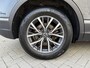 Volkswagen Tiguan 1.4 TSI 245PK DSG eHybrid Life / Panoramadak / Virtual Cockpit /  Elec. Trekhaak / Stuur & Stoelverwarming / LED / Navigatie / 17'' LMV **