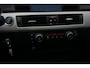BMW 3-Serie Touring 316I BUSINESSLINE ORIGINEEL NEDERLANDS NAVIGATIE TREKHAAK ECC AIRCO CRUISECONTROL BLUETOOTH PARKEERSENSOREN 18INCH 4X ELECTR.RAMEN-SPIEGELS