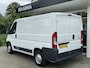Peugeot Boxer 328 2.0 BlueHDI L1H1 Profit+ | 3 zitplaatsen | Weinig kilometers | Laadruimte inrichting nieuw | Bluetooth