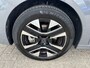 Peugeot 208 1.2 Turbo 100 PK Allure 6-Bak | Navigatie via Telefoon | Stoelverwarming | 360 Graden Camera | Adaptieve Cruise Control | LED Verlichting | Climate Control | Dode Hoek Detectie | Voor + Achter Parkeersensoren | 16" Lichtmetalen Velgen |
