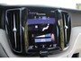 Volvo XC60 T6 AWD Recharge Inscription | Panoramadak met schuif-/kantelfunctie | Premium audio by Harman Kardon | Verwarmbare voorstoelen en stuurwiel | Adaptive Cruise Control & Pilot Assist | Park Assist voor en achter & Camera achter |