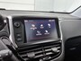 Peugeot 2008 SUV GT-Line 130 pk Automaat | Navigatie | Glazen Panoramadak | Verwarmde Sportstoelen | LED Dagrijverlichting | Lederen Stuurwiel | Climate Control | Cruise Control | 17" Lichtmetalen Velgen | Apple Carplay/Android Auto |