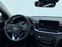 Kia Ceed 1.5 T-GDi 140pk DynamicPlusLine | Cruise Control | Dode hoek | Stoel- stuurverwarming | Camera | Keyless | Carplay |