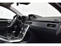 Volvo V70 2.0 T4 Classic Edition Intellisafe | Schuifdak | Trekhaak | Standkachel | Spoiler | Dealer Onderhouden!