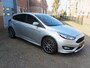 Ford Focus 1.0 ST-Line|5 deurs|airco|verwarmde voorruit, stoelen, stuur|boordcomputer|cruise control