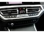 BMW 3-Serie Touring 330e xDrive - TREKHAAK - 360 CAMERA - DEALER ONDERHOUDEN - LED - HOUTINLEG - SFEERVERLICHTING