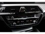 BMW 5-Serie 530i - SCHUIFDAK - TREKHAAK - LED - DEALER ONDERHOUDEN