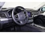 Volvo XC90 T8 Recharge AWD Ultimate Bright - LONG RANGE - Panorama/schuifdak - IntelliSafe Assist & Surround - 360º Camera - Harman/Kardon audio - Adaptieve LED koplampen - Verwarmde voorstoelen, stuur & achterbank - Parkeersensoren voor & achter - Elektr. bedienb. voorstoelen met geheugen - Head up display - Draadloze tel. lader - Standkachel - Extra getint glas - 20' LMV