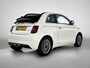 Fiat 500 EV Urban 42 kWh 118 pk | Navigatie | Accu 98% | Panoramadak | LED Dagrijverlichting | Lederen Stuurwiel | Keyless Start | DAB Ontvanger | Climate Control | Cruise Control | 16" Lichtmetalen Velgen | Apple Carplay/Android Auto |