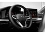 Volkswagen Golf Life Edition eHybrid | 'App-Connect' draadloze smartphone integratie | Achterbank in ongelijke delen neerklapbaar incl. middenarmsteun en doorlaadmogelijkheid | Achteruitrijcamera (Rear View)