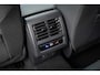 Volkswagen Golf Life Edition eHybrid | 'App-Connect' draadloze smartphone integratie | Achterbank in ongelijke delen neerklapbaar incl. middenarmsteun en doorlaadmogelijkheid | Afstandscontrolesysteem (Front Assist)