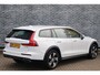 Volvo V60 Cross Country 2.0 D4 AWD Intro Edition | Adaptive Cruise Control | Stuur/Stoelverwarming | Trekhaak | Apple Carplay/Android Auto | Climate Control |