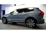 Volvo XC60 2.0 T6 AWD 250kW/340pk Aut8 Plug-in hybrid Inscription PANORAMADAK + HARMAN/KARDON + ADAPT.CRUISE + PILOT ASSIST + LANE ASSIST + 360 CAMERA + STOEL-&STUURVERWARMING + LANE ASSIST + GOOGLE DASH + PARKSENSOREN V&A + 21" LM-VELGEN!!