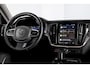 Volvo V60 2.0 T6 Plug-in hybrid AWD Ultra Dark - Automaat | S/K-Panodak | Dig. Cockpit | Adapt. Cruise | Stoel-+Stuurverw. | PDC | 360 Camera | NAV + App. Connect | ECC | Elek. Klep | LM 19" | 9589