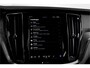 Volvo V60 2.0 T6 Plug-in hybrid AWD Ultra Dark - Automaat | S/K-Panodak | Dig. Cockpit | Adapt. Cruise | Stoel-+Stuurverw. | PDC | 360 Camera | NAV + App. Connect | ECC | Elek. Klep | LM 19" | 9589