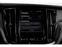 Volvo V60 2.0 T6 Plug-in hybrid AWD Ultra Dark - Automaat | S/K-Panodak | Dig. Cockpit | Adapt. Cruise | Stoel-+Stuurverw. | PDC | 360 Camera | NAV + App. Connect | ECC | Elek. Klep | LM 19" | 9589