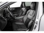 Volvo V60 2.0 T6 Plug-in hybrid AWD Ultra Dark - Automaat | S/K-Panodak | Dig. Cockpit | Adapt. Cruise | Stoel-+Stuurverw. | PDC | 360 Camera | NAV + App. Connect | ECC | Elek. Klep | LM 19" | 9589