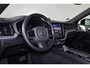 Volvo XC60 T6 Recharge AWD Ultra Black Edition - LONG RANGE - Panorama/schuifdak - IntelliSafe Assist & Surround - 360º Camera - Harman/Kardon audio - Adaptieve LED koplampen - Verwarmde voorstoelen & stuur - Parkeersensoren voor & achter - Elektr. bedienb. voorstoelen met geheugen - Head up display - Draadloze tel. lader - Extra getint glas - 21' LMV