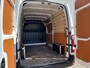 Renault Master T35 2.3 dCi 135 L2H2 Work Edition | Trekhaak | Bedrijfswageninrichting | Navi | Airco | Cruise | PDC V+A + Camera