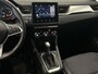 Renault Captur 1.6 E-Tech Full Hybrid 145 Intens | Navigatie | Climate Control | Cruise Control | Lichtmetalen velgen 17" | Parkeersensoren voor, achter en achteruitrijcamera | Apple Carplay/Android Auto