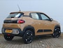 Dacia Spring Extreme 65 26.8 kWh Navigatie / Apple Carplay-Android Auto / Airco / Parkeersensoren + Camera