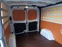 Renault Trafic E-Tech T29 L2H1 Advance 52 kWh Renault Trafic E-Tech T29 L2H1 52 kWh Bestel / Automaat / Navigatie / Parkeersensoren + Camera / Airco / 3 Persoons / Lat-om-lat / Cruise Control