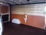 Renault Trafic E-Tech T29 L2H1 Advance 52 kWh Renault Trafic E-Tech T29 L2H1 52 kWh Bestel / Automaat / Navigatie / Parkeersensoren + Camera / Airco / 3 Persoons / Lat-om-lat / Cruise Control