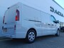 Renault Trafic E-Tech T29 L2H1 Advance 52 kWh Renault Trafic E-Tech T29 L2H1 52 kWh Bestel / Automaat / Navigatie / Parkeersensoren + Camera / Airco / 3 Persoons / Lat-om-lat / Cruise Control