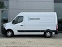 Renault Master 2.3 dCi 135 T35 L2H2 Work Edition AIRCO | CRUISE CONTROL | NAVIGATIE | CAMERA | PARKEER SENSOREN VOOR + ACHTER |