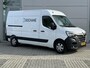 Renault Master 2.3 dCi 135 T35 L2H2 Work Edition AIRCO | CRUISE CONTROL | NAVIGATIE | CAMERA | PARKEER SENSOREN VOOR + ACHTER |