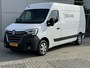 Renault Master 2.3 dCi 135 T35 L2H2 Work Edition AIRCO | CRUISE CONTROL | NAVIGATIE | CAMERA | PARKEER SENSOREN VOOR + ACHTER |