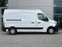 Renault Master 2.3 dCi 135 T35 L2H2 Work Edition | AIRCO | NAVIGATIE | PARKEER SENSOREN VOOR + ACHTER | TREKHAAK | CAMERA | LAADRUIMTE BETIMMERING |