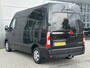 Renault Master T35 2.3 dCi 135 L2H2 Work Edition | AIRCO | CRUISE CONTROL | TREKHAAK | NAVIGATIE | PARKEER CAMERA |