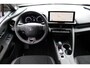 Toyota C-HR 2.0 Plug-in Hybrid 220 Executive Automaat | Voorruit verwarming | Stoelverwarming | Achterruitrij Camera | Dodehoek detectie
