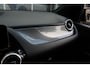 Mercedes-Benz B-klasse 180 *AMG Pack* Panoramadak/Navi/Camera/Diamond Gril/'18LMV